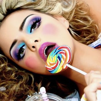 latest_trend_in_cosmetics_to_eat_yourself_beautiful